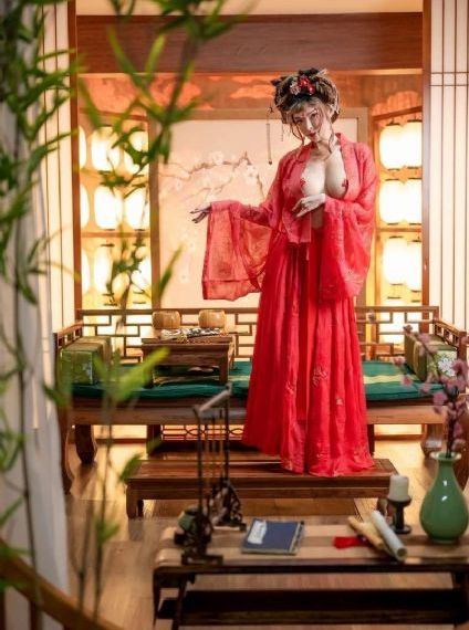 酒店服务生免费观看_免费高清观看