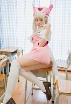 miad一711紧身裙女教师_超清最新电影在线观看
