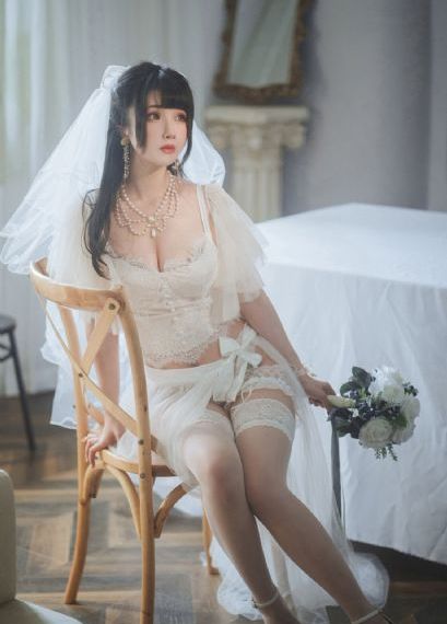 女皇助理在线观看_1080P高清在线