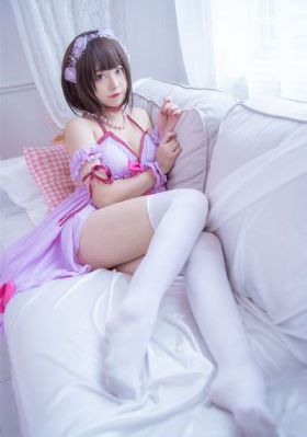 诱人的老师hd中字字幕_吉吉电影在线观看